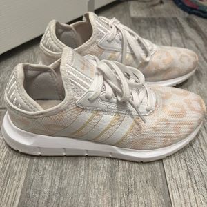 Adidas Swift animal print in cream size 6.5